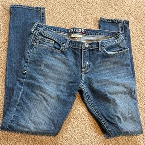 Vintage Y2K Hollister Junior’s Low Rise Skinny Jeans with Zip Ankle- Size 9
